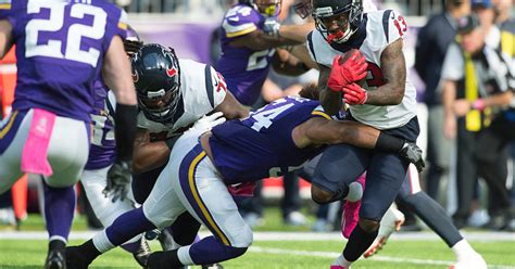 Best defense week 5 - Oct 4, 2023 · 2-2. The Ravens' defense is coming off its best fantasy game of the season, picking up four sacks and three interceptions while giving up just three real-life points to the Browns. The unit ... 